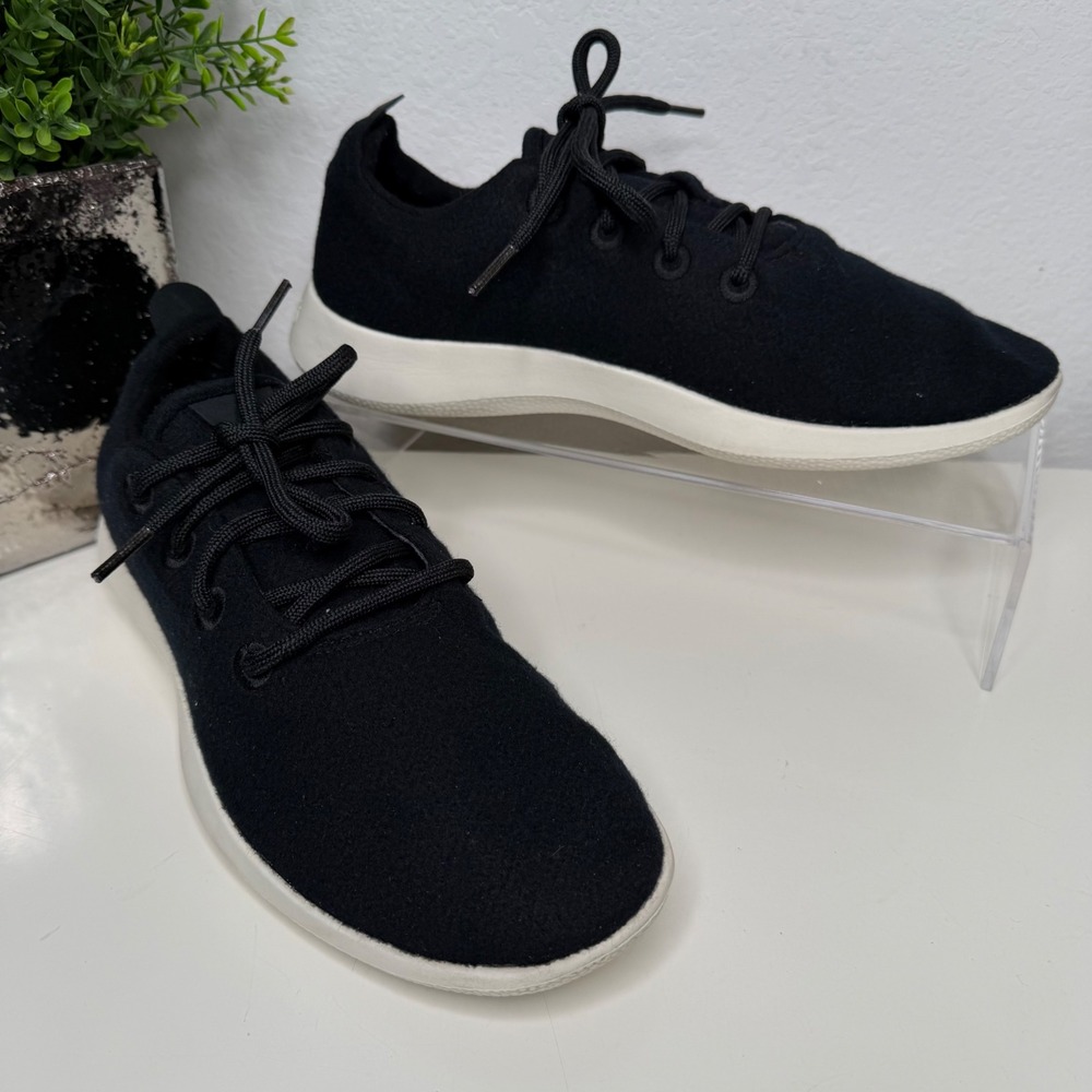Allbirds Wool Runner Men's Black Cream Sustainable Minimalist Sneakers Size 10